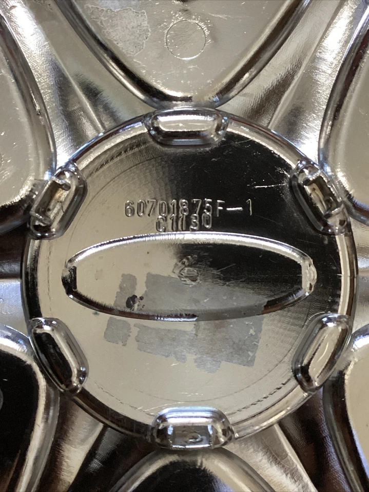 Ruedas BACCARAT [38] Tapa central cromada # 60701875F-1 Tapa central personalizada 1 pieza Foto 3 de 4