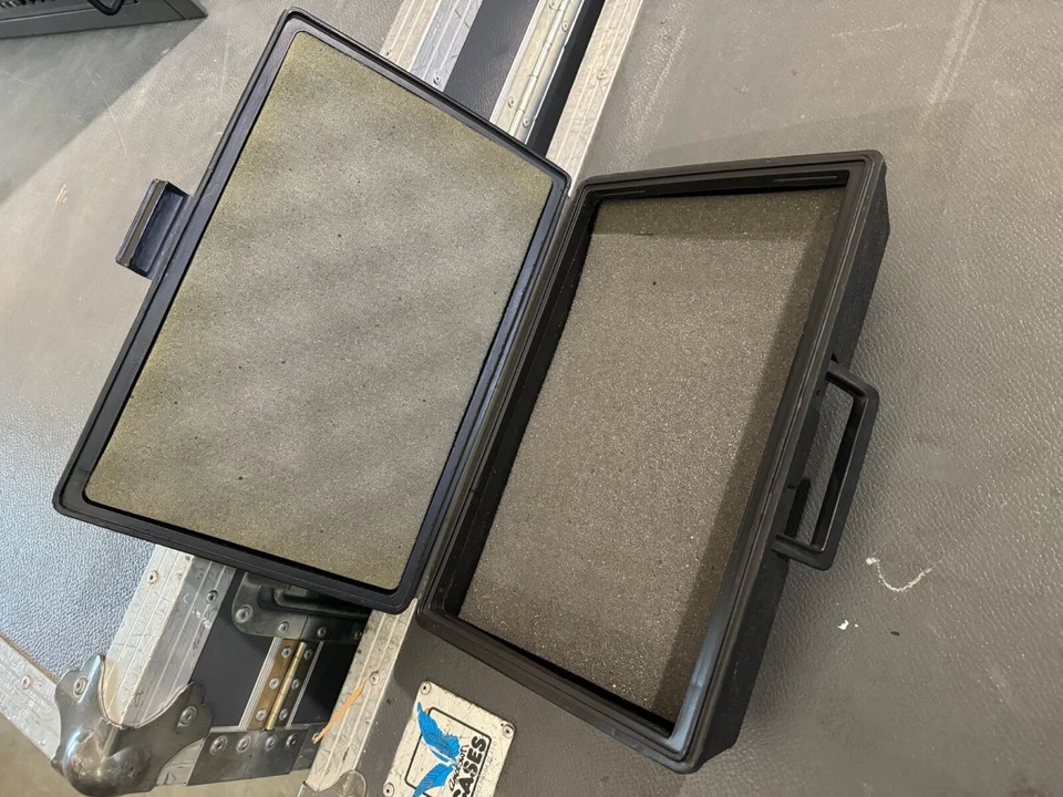 Shure Case für Funkmikrofon, Kleinteile, Mikrofonie #731 - Bild 2 von 4