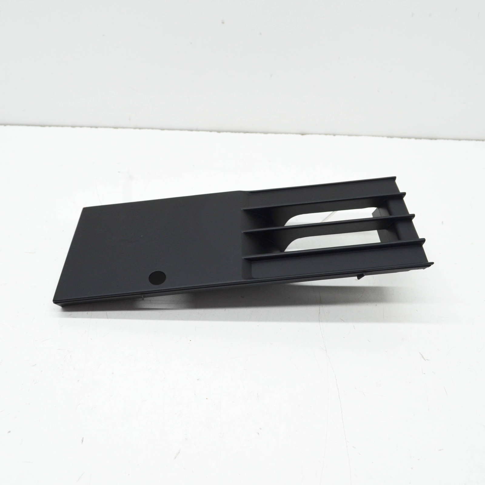 Garniture de pare-chocs avant gauche BMW E34 51118168917 d'origine