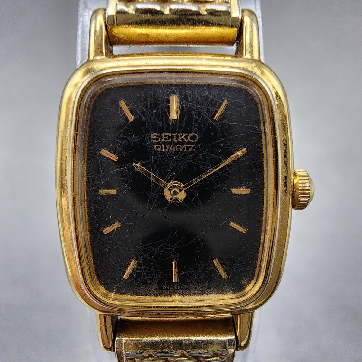 VTG Seiko Watch Women 17mm Black Dial Gold Tone Rectangle