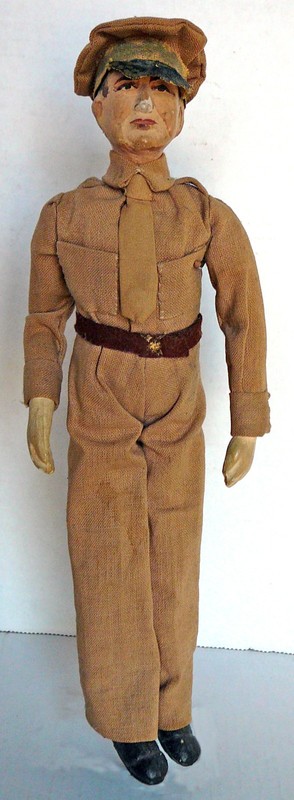 Vintage Douglas MacArthur WW2 Composition 11 Inch Doll Figure