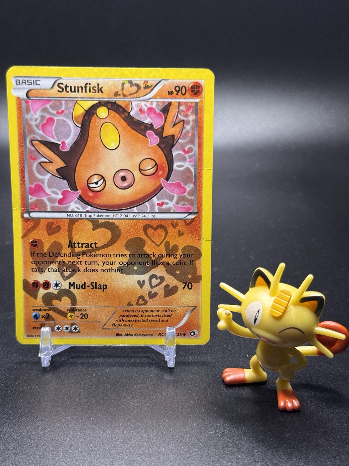 Stunfisk RC12/RC25 Pokemon Legendary Treasures: Radiant Collection Holo - MP