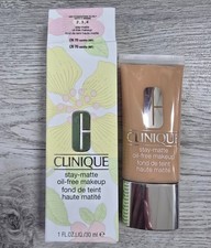 Clinique Stay Matte ölfreies Make-up | CN70 ...