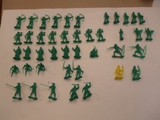 Lot of 43 - Marx Canada Robin Hood Merry Men Medieval Castle Figures