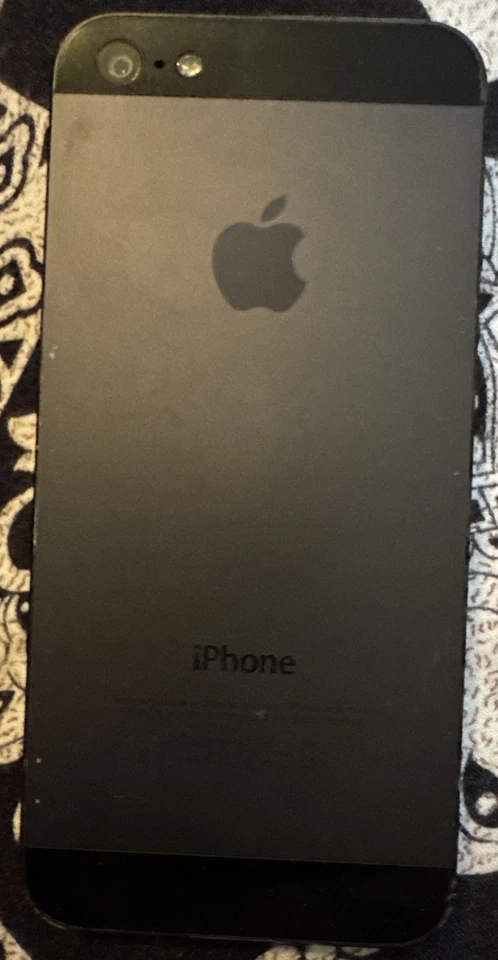 Apple iPhone 5 16GB Black (ATT) A1429 Fast Ship Good Used 10.3.4 IOS - Image 3 of 3