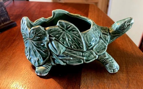 McCoy USA Green Ceramic Turtle Planter Water Lilies Vintage 1950s 8" x 5" Exc