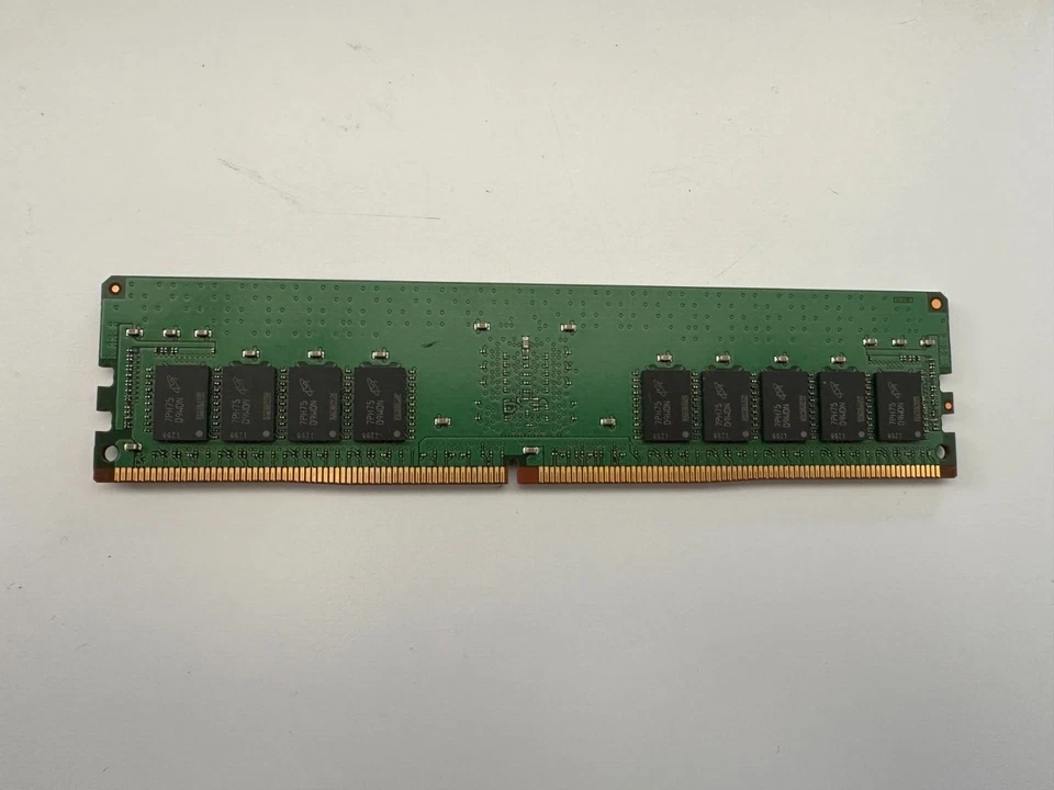 Arbeitsspeicher Crucial 16GB RDIMM PC4 2666 1.2V CL19 Registered ECC - Bild 2 von 2