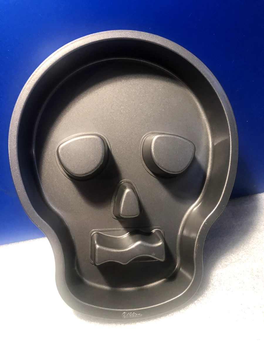 Wilton Skull Cake Pan