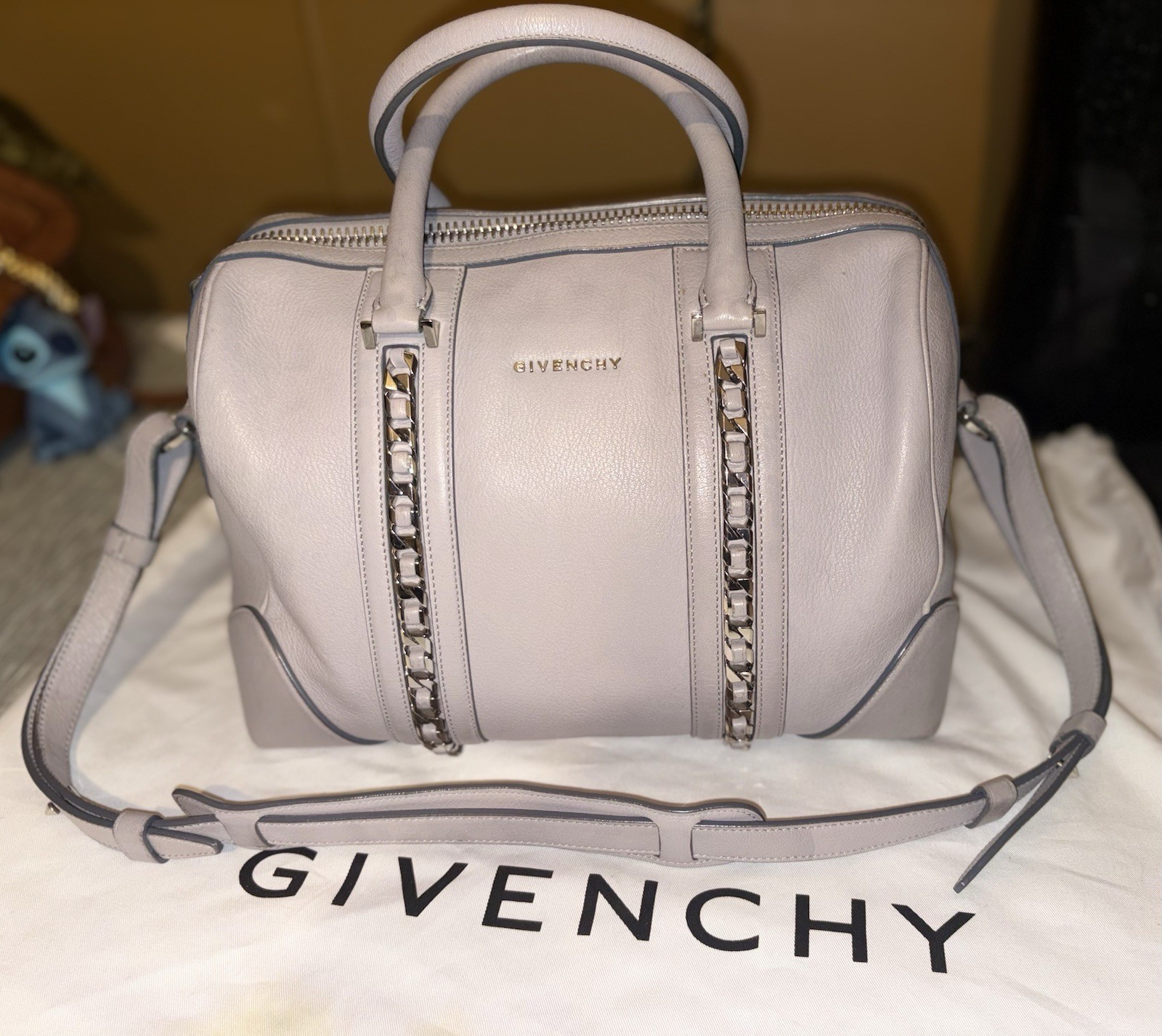 Authentic Givenchy Grey Leather Chain Detail Satc… - image 1