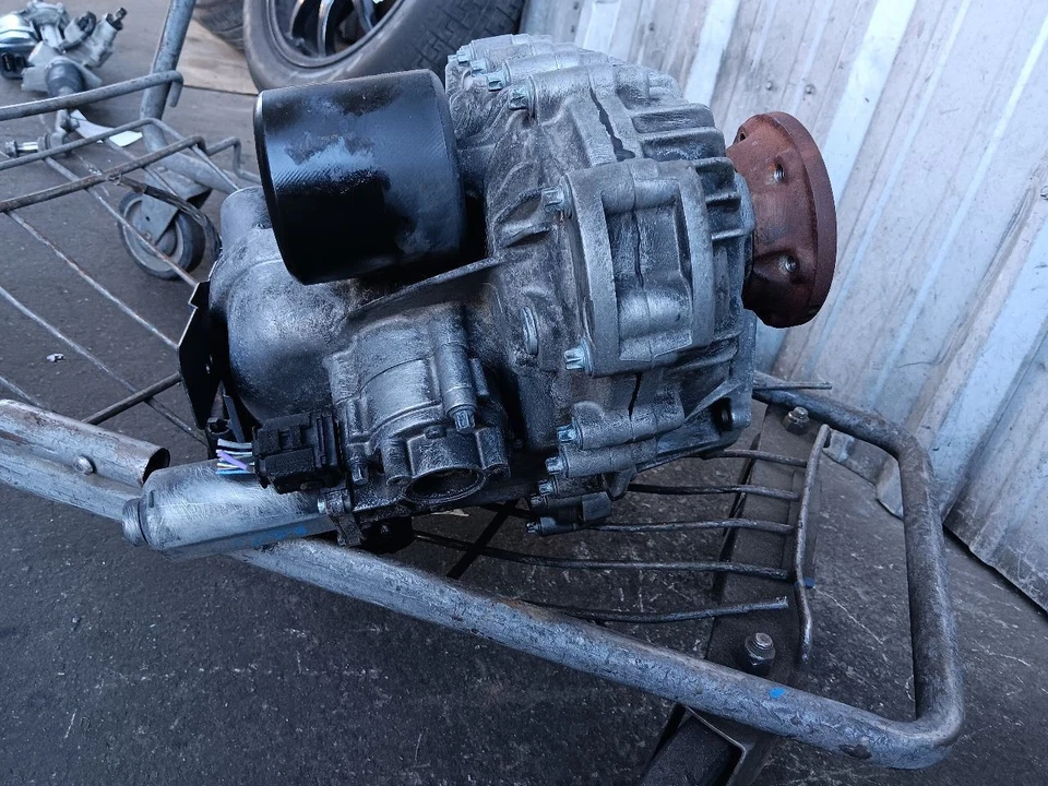 Land Rover Range Rover 2005-2014 AWD caja de transferencia OEM montaje de fábrica Foto 3 de 4