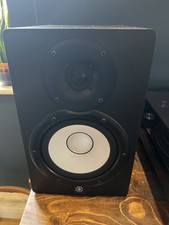 Yamaha HS7 Active Studio Monitors Pair In Black Good Condition