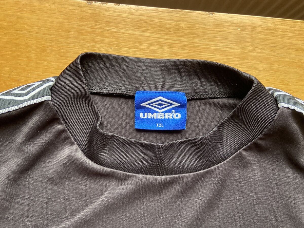 UMBRO TRAINING SHIRT JERSEY BIG LOGO sz 2XL MEN BLACK | eBay UMBRO TRAINING SHIRT JERSEY BIG LOGO sz 2XL MEN BLACK | eBay