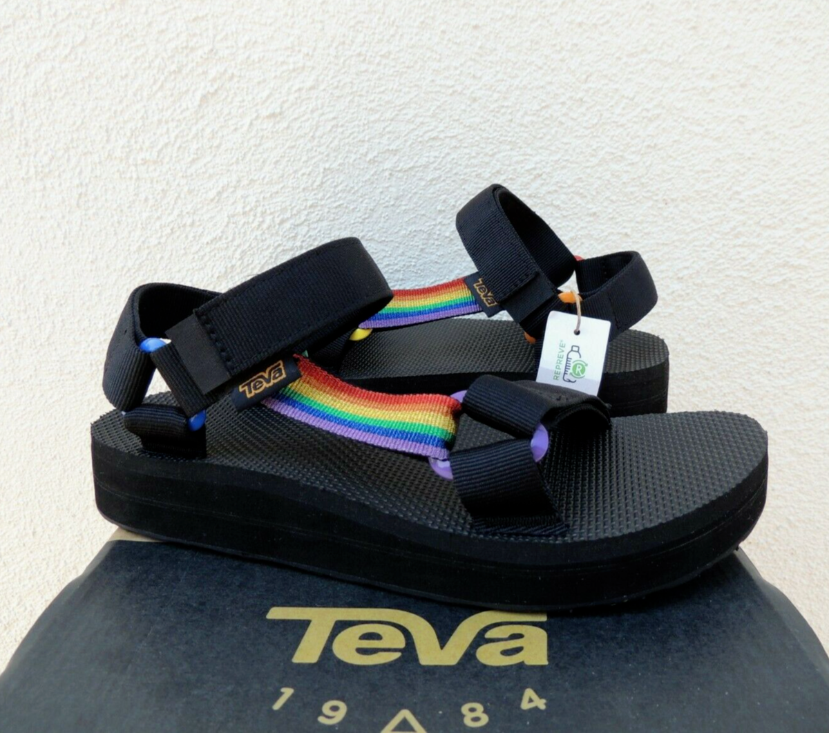 TEVA MIDFORM UNIVERSAL RAINBOW PRIDE PLATFORM SANDALS, MEN  display picture 3