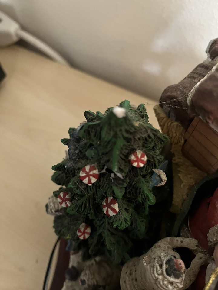 Danbury Mint Christmas Bulldogs Santa Sleigh Reindeer Tree RARE Vintage