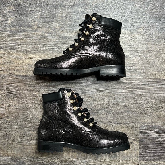 Jack Rogers Lace Up Pearl Detail Peyton Boots in Gunmetal Crackled Size 9 Jack Rogers Lace Up Pearl‎ Detail Peyton Boots in Gunmetal  main image 3