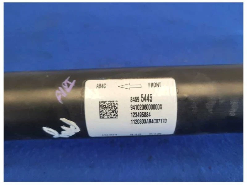 2021 Chevrolet Camaro SS Coupe Driveshaft Automatic Transmission A/T 2538 - Imagem 2 de 4