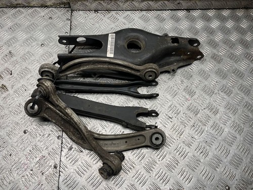 Mercedes-Benz C W204 2010 Querlenker Achsschenkel hinten 2043502908 kW DRA84784