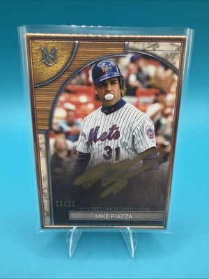 2025 Topps Museum Mike Piazza Gold Framed Autograph # d /25 Gold Ink