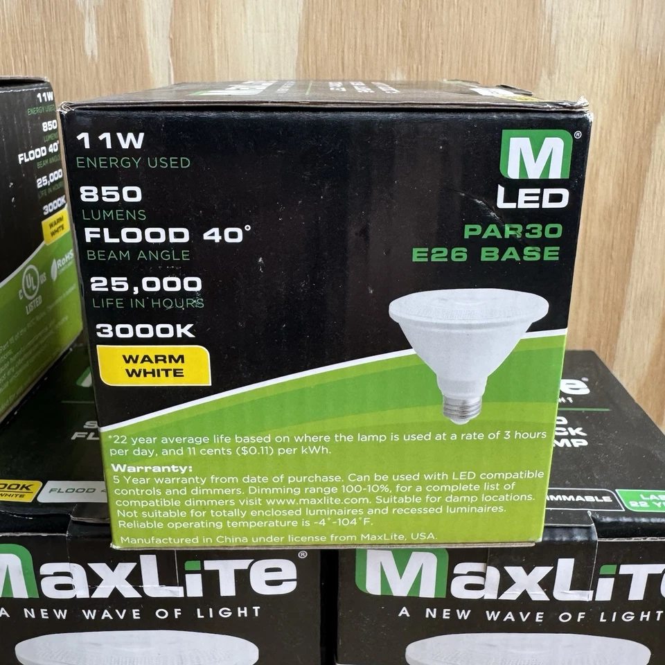 MaxLite PAR30 Short Neck Dimmable LED Flood Light Bulb 3000k Warm White 10 pack - Image 3 of 4