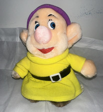 DISNEYLAND WALT DISNEY WORLD DOPEY 8" VINTAGE PIUSH SNOW WHITE SEVEN DWARF PLUSH