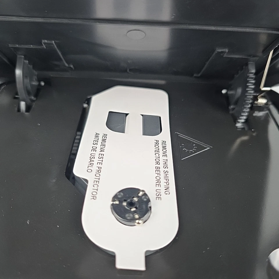 Magnavox MM435 AM/FM Radio CD Player Bluetooth Main Unit - Untested, Powers On - Image 4 of 4