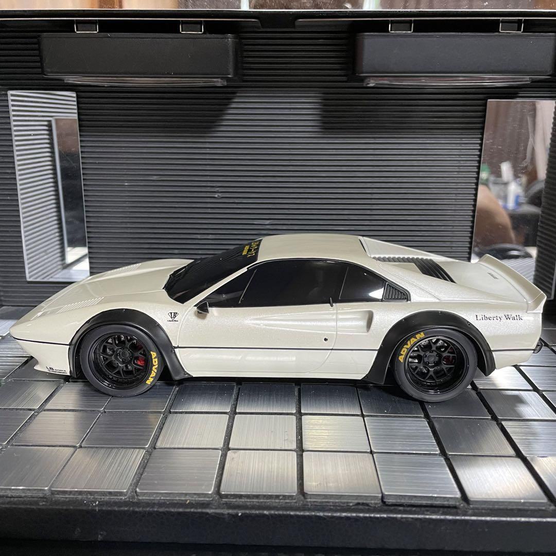 Ferrari 308 GTB 1/18 scale minicar 400pcs Limited LB Works