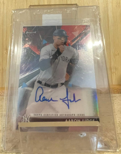 Aaron Judge #FA-AJ 2020 Topps Finest Autographs card