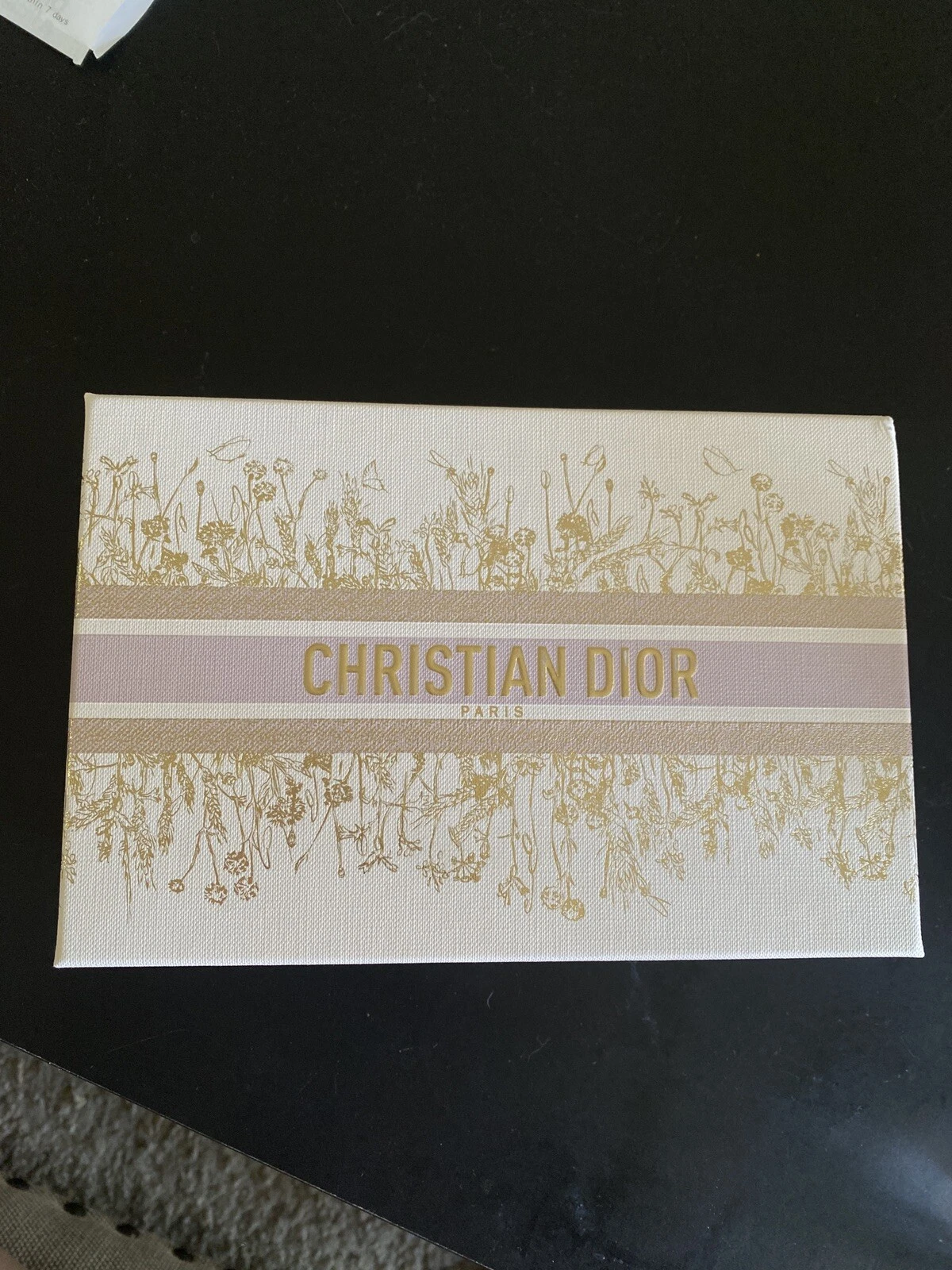Petite boîte cadeau rose Dior vide pour portefeuille/maquillage neuve