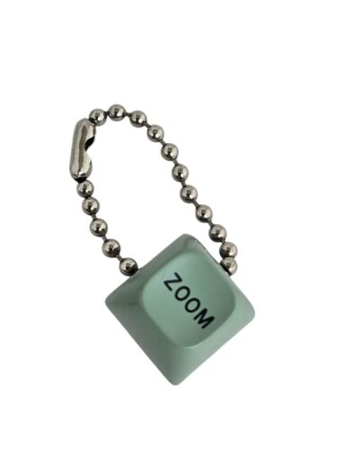 Vintage Typewriter/Keyboard Button "Zoom" Keychain - Picture 2 of 2