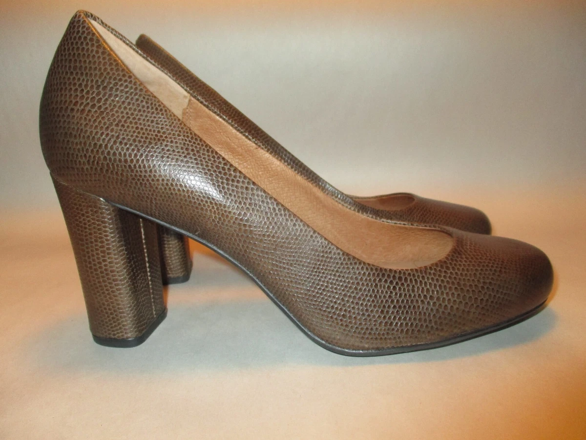 Clarks Indigo Loyal Sole Womens 8M Brown Leather Cushioned 3 1 4