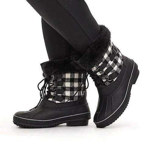 Torrid 9W 9 Wide Width New Black Plaid 