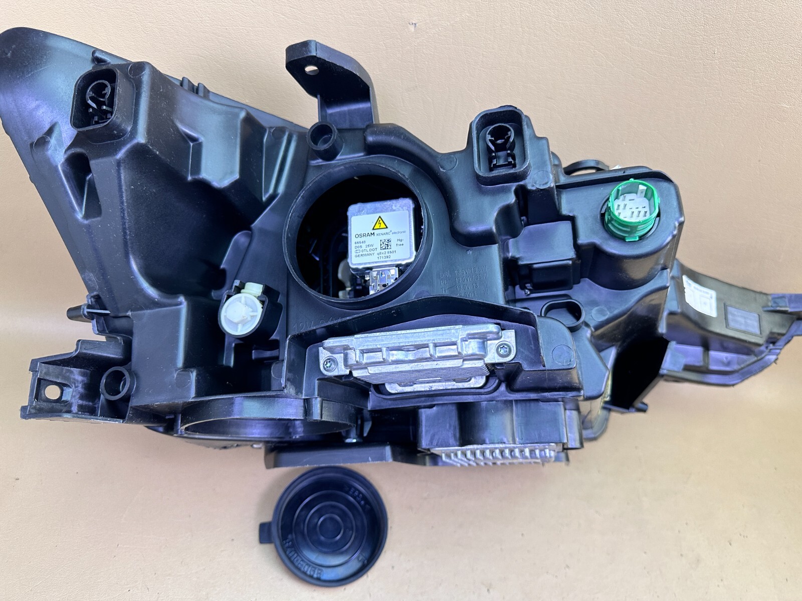 2017 - 2020 Maserati Levante Left Headlight Xenon Non-AFS OEM
