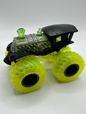 Hot Wheels Monster Truck 1:64 Rare Toxic Loco Punk Hot Wheels 028
