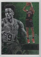 2017-18 Panini Essentials Green Antonio Blakeney #143 s1r