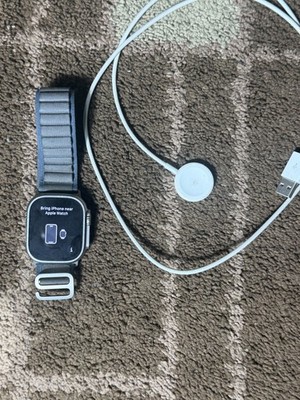 Apple Watch Ultra 2 49MM Natural Titanium   (Unlocked)   (GPS + Cellular)