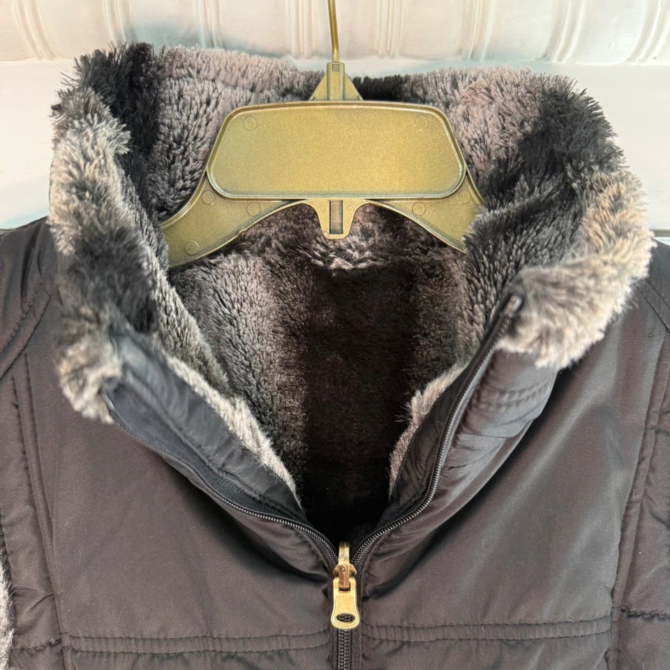 KC Collections Size Medium Women's Black Reversible Faux Fur Lined Puffer Vest - Image 2 of 4