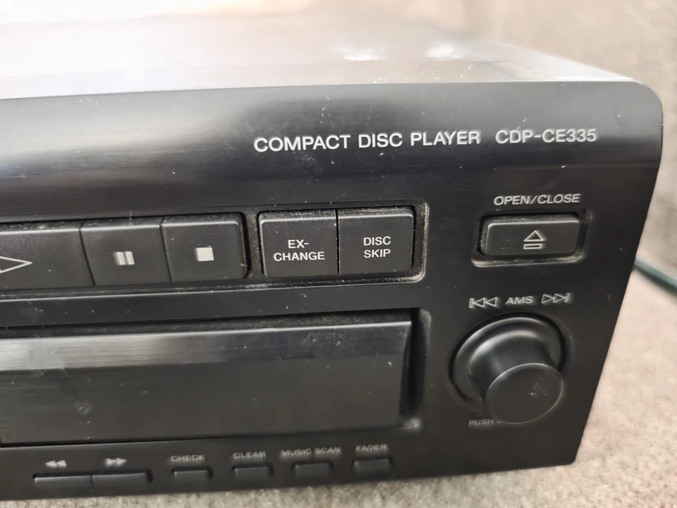 Cambiador de CD de 5 discos Sony CDP-CE335 probado y funcionando - sin control remoto ni cables AV Foto 2 de 4