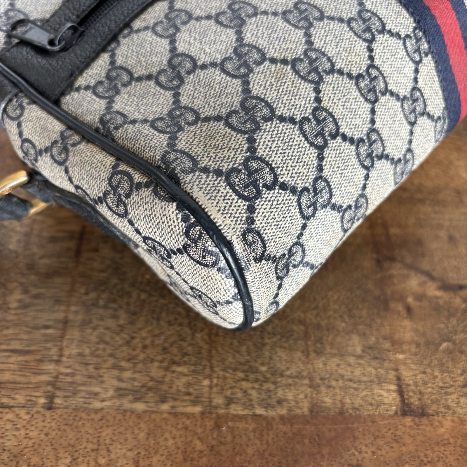 Vintage Gucci Accessory Collection Camera Shoulder Bag GG Logo Navy Blue thumbnail 12