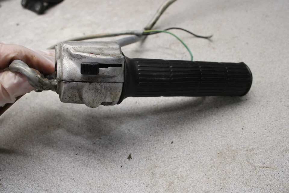 Honda CB125S 1973 manillar derecho control n2-7272, MF Foto 4 de 4