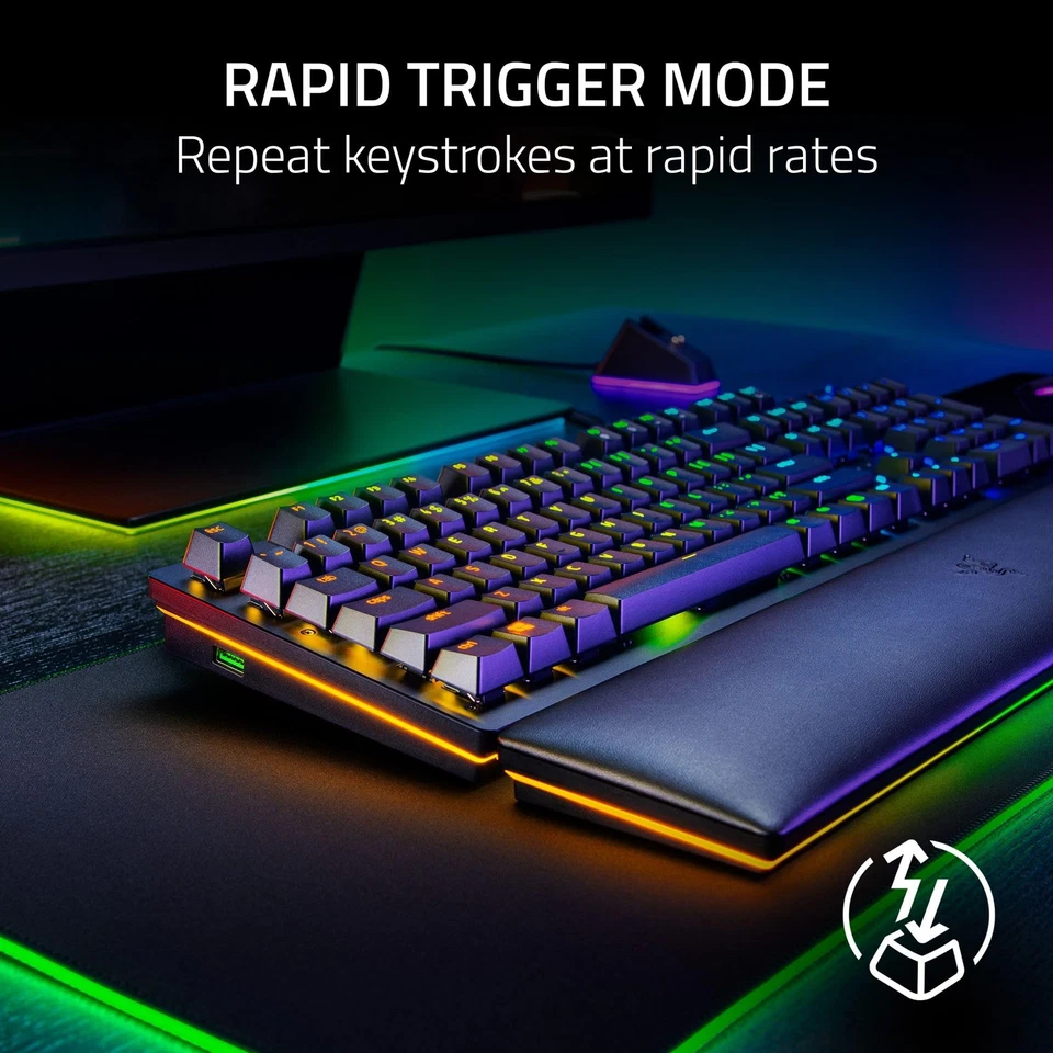 Razer Huntsman V2 Analog Gaming Keyboard: Razer Analog Optical Switches - Chroma - Image 3 of 4