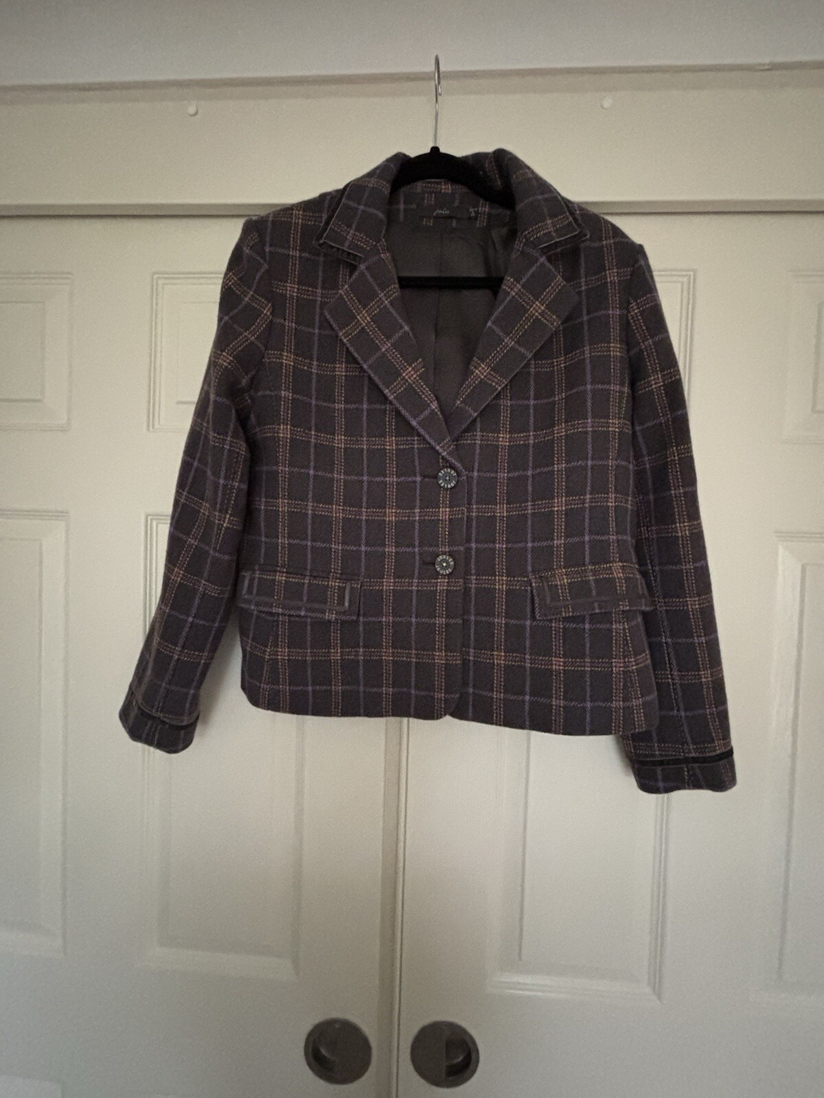 Picture 1 of 2