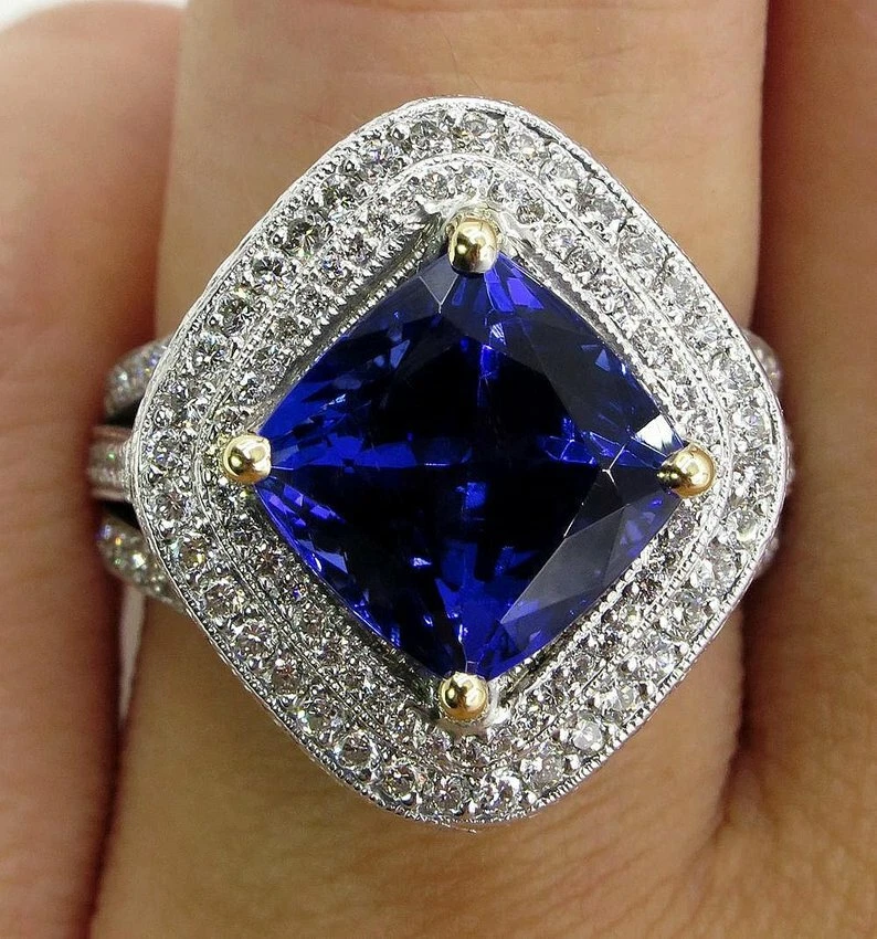 Fine 9.52ct Vintage Cushion Dark Blue Tanzanite Unique Shape 925