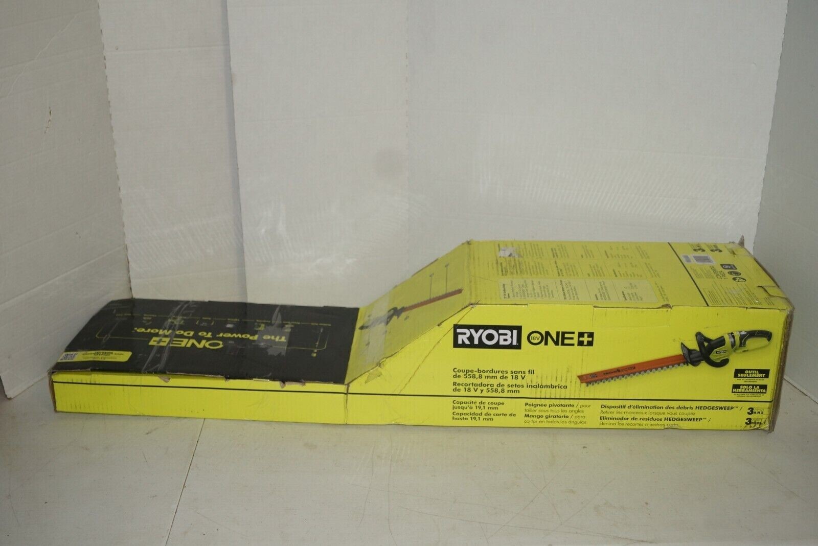 RYOBI 18V Volt 22" CORDLESS HEDGE TRIMMER HEDGESWEEP DEBRIS REMOVER
