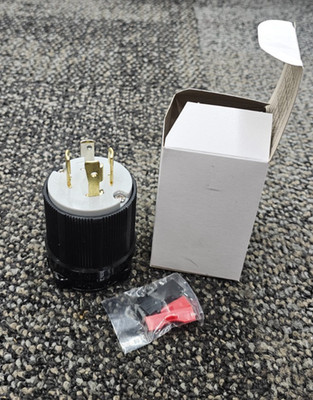 (QTY 12) L1430P Grounding Locking Plug 30A 125/250VAC 3Pole 4 Wire NEMA L14-30