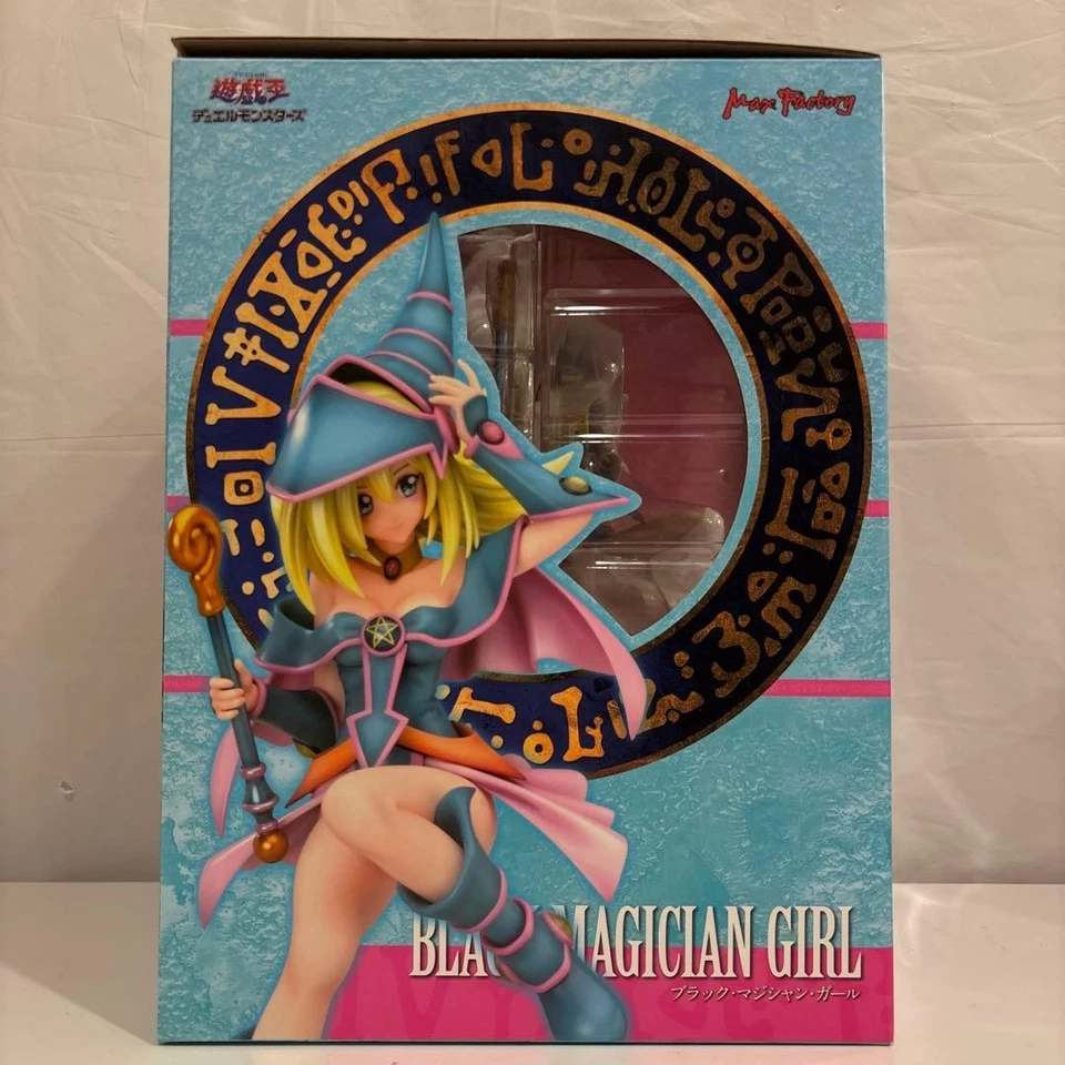 Chica Maga Negra Yu-Gi-Oh! Figura prepintada de fábrica Duel Monsters 1/7 de Max Foto 3 de 4