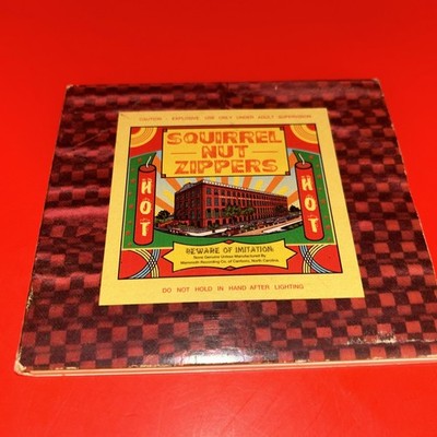 SQUIRREL NUT ZIPPERS   Hot