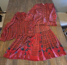 100 silk 3piece Carlisle Skirt, Blouse, And Jacket Set