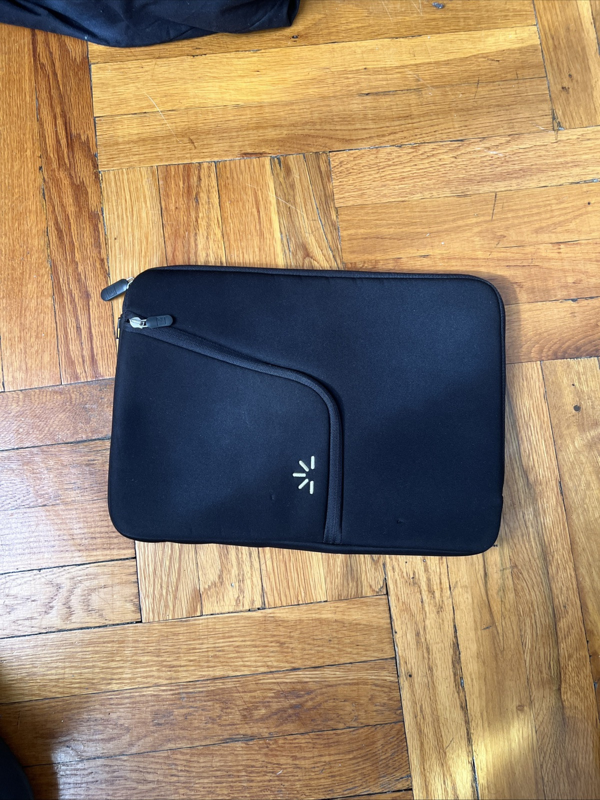 Case Logic PAS213 13" MacBook Pro Laptop Sleeve Zippered Case (13.3 in) Black