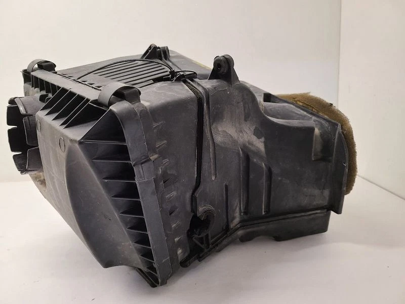 "1999-2005 Buick Century 3.1L Air Cleaner Filter Box Assembly Intake 12566157" - Imagem 2 de 4