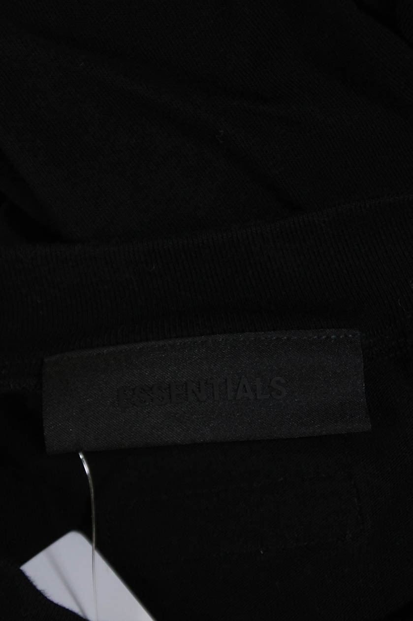 Essentials Mens Basic Subtle Graphic Logo Short S… - image 4